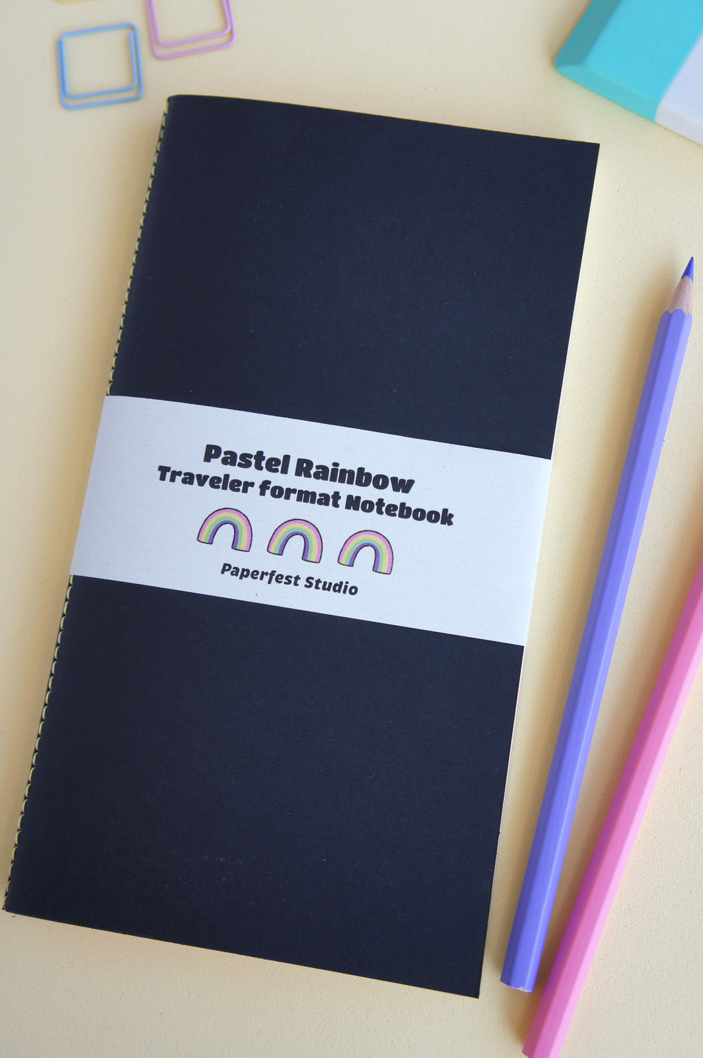Pastel Rainbow quaderno traveler format
