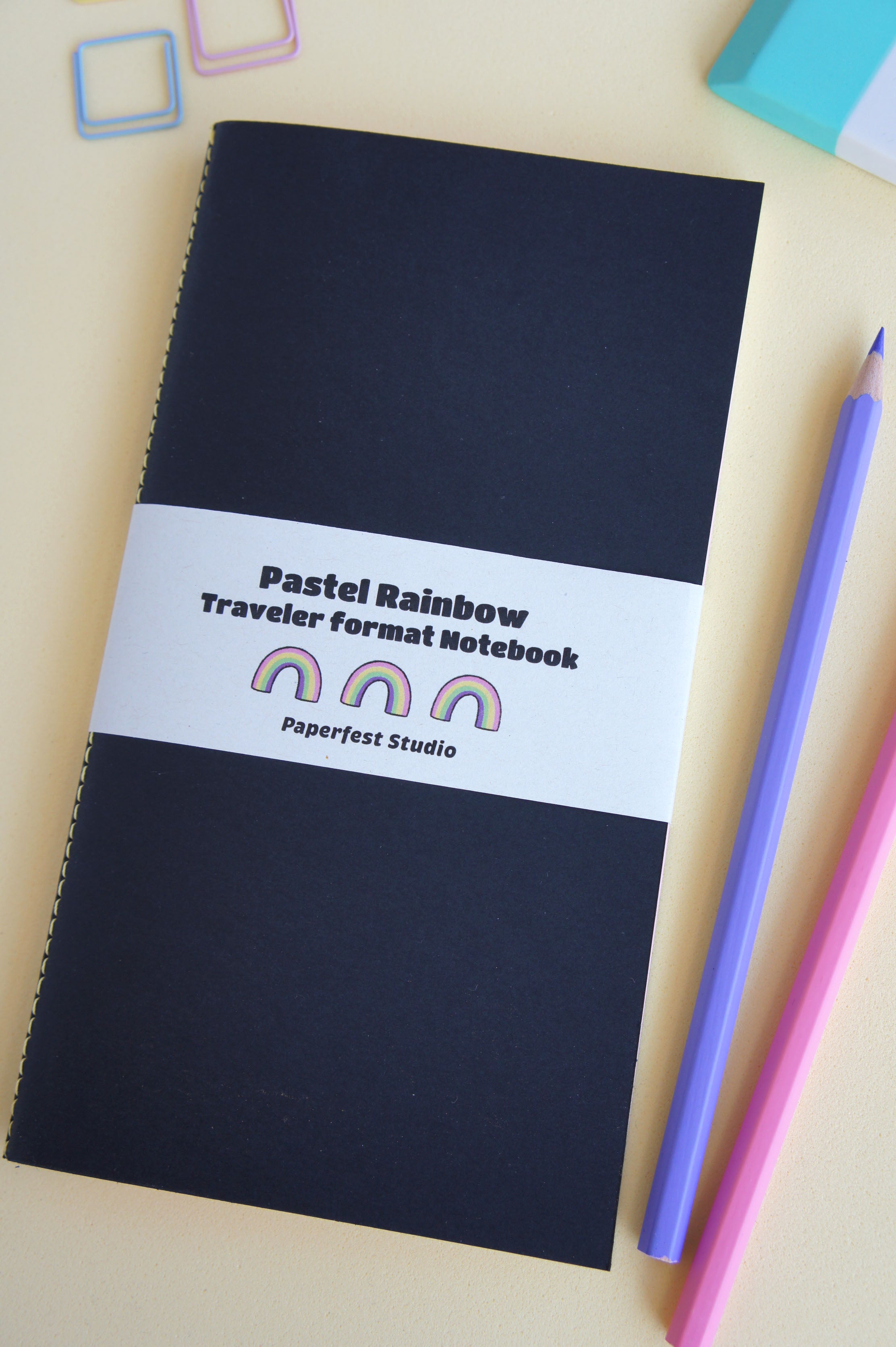 Pastel Rainbow quaderno traveler format